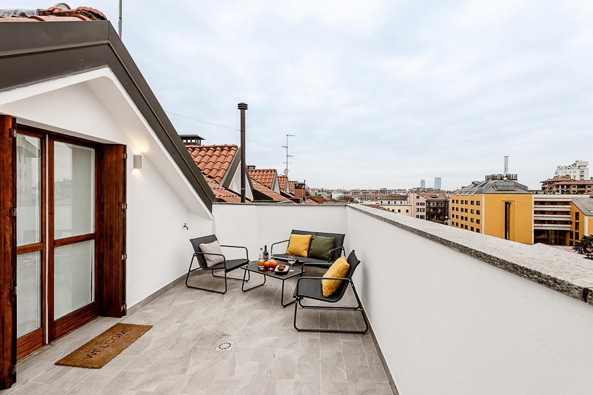 Stayeasy Argelati40 - Penthouse With 2 Bedrooms, 2 Bathrooms And Terrace - Navigli Appartamento